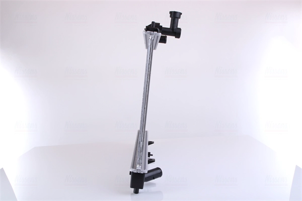 NISSENS 68510 - Радиатор охлаждения