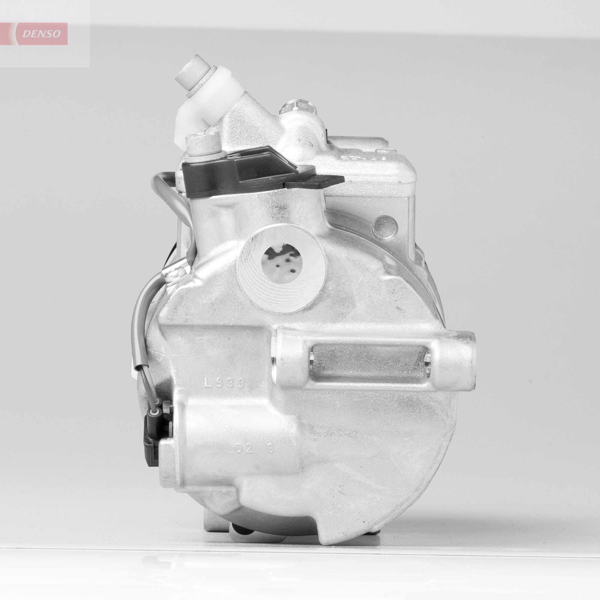 DENSO DCP17112 - Компрессор кондиционера