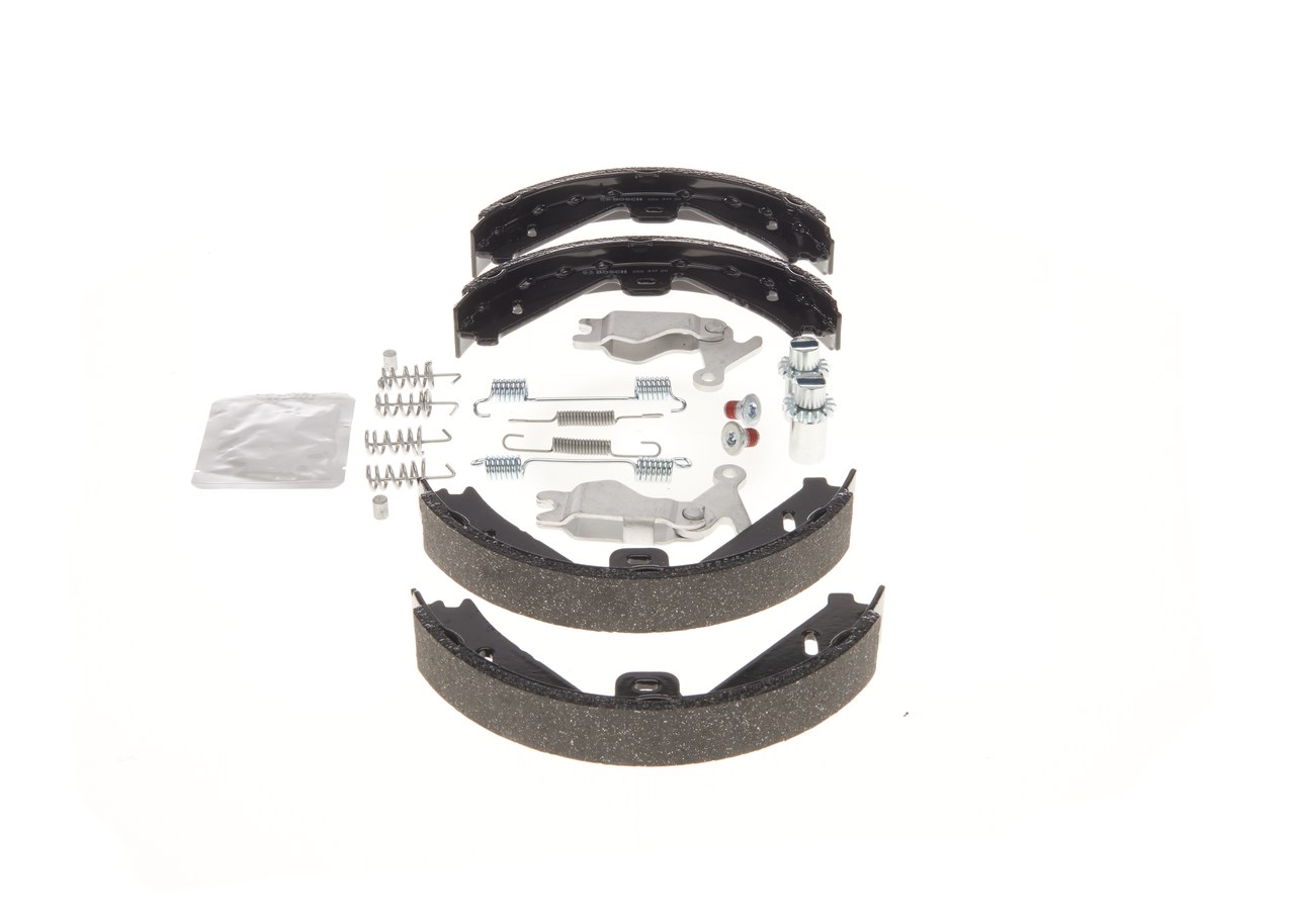 BOSCH 0 204 113 818 - Барабанные колодки