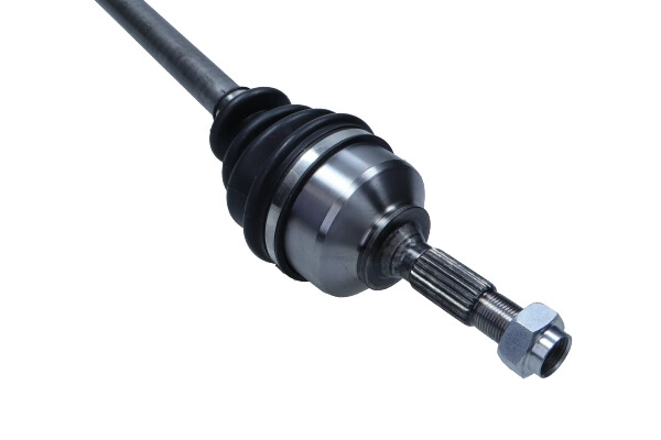 Приводной вал (полуось)