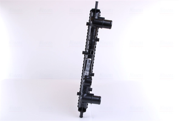 NISSENS 61806 - Радиатор охлаждения