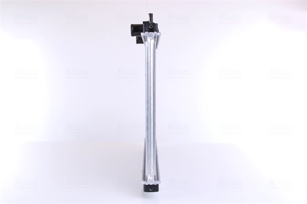 NISSENS 61672A - Радиатор охлаждения