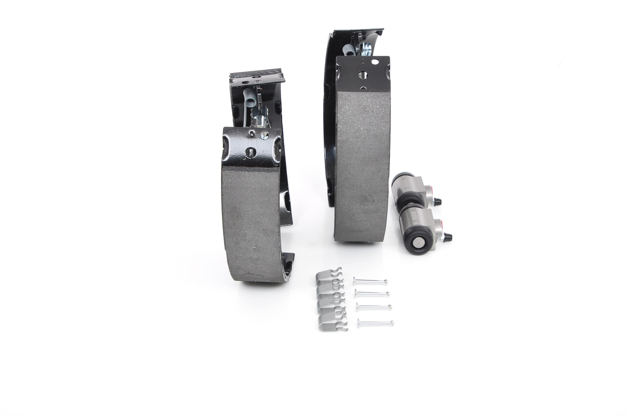 BOSCH 0 204 114 687 - Комплект тормозных колодок НАБОР SUPERPRO