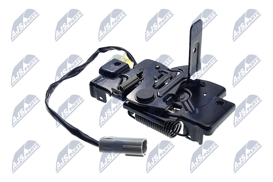 Замок капота