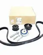 OPEL 95516734 - КОМПЛЕКТ ПРИВОДА ГРМ (РЕМЕНЬ - 1 ШТ., РОЛИК - 1 ШТ., БОЛТ - 1 ШТ.)