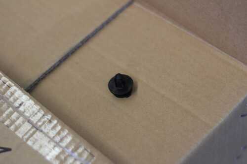 GEELY jq693e84 - клипса пластмассовая