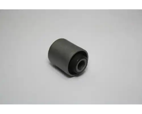 MITSUBISHI mn100110 - сайлентблок заднего рычага! внутренний\ Mitsubishi Outlander 2.0/2.4 02>